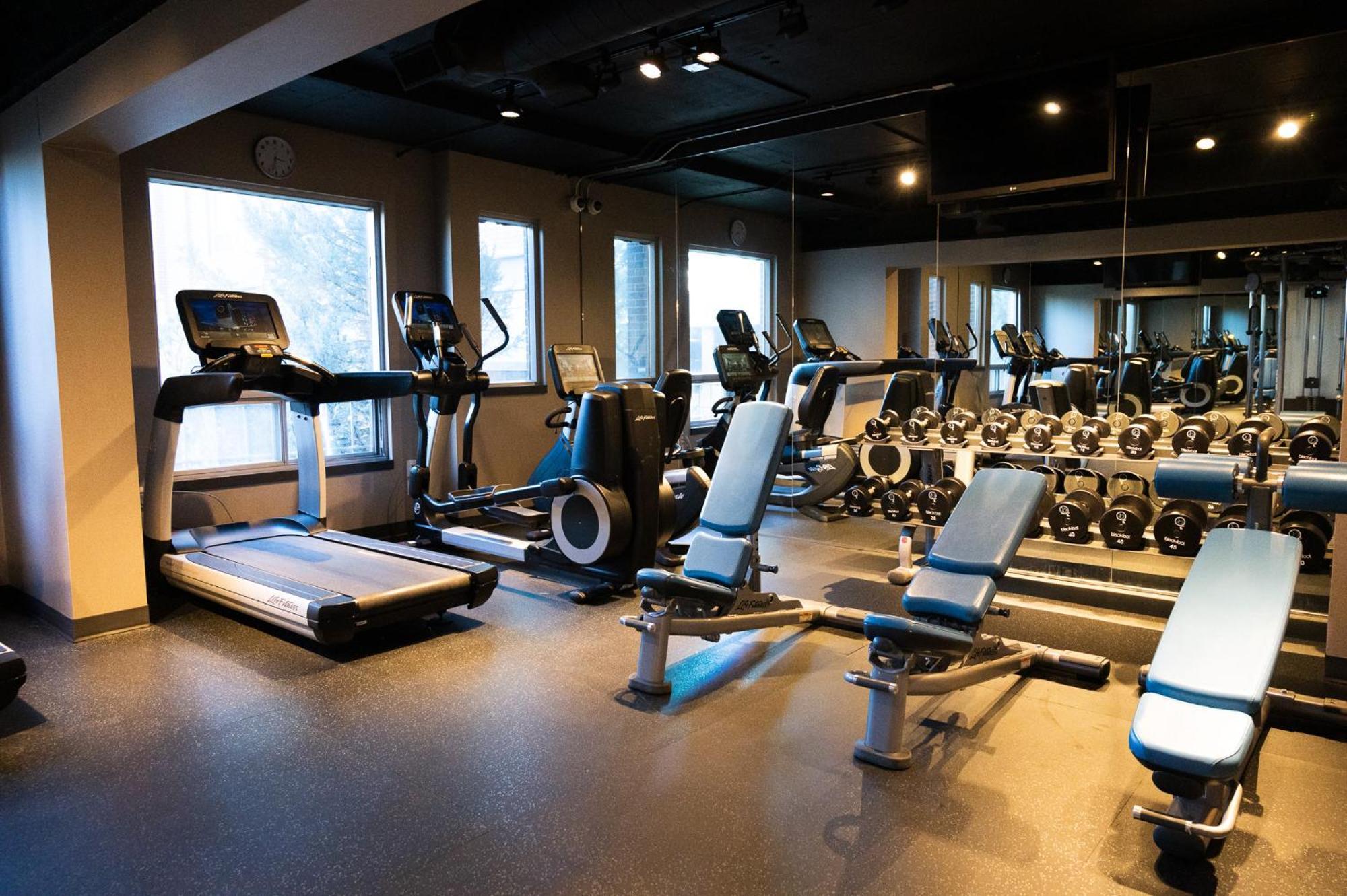 Hotel Blackfoot Calgary Zewnętrze zdjęcie
